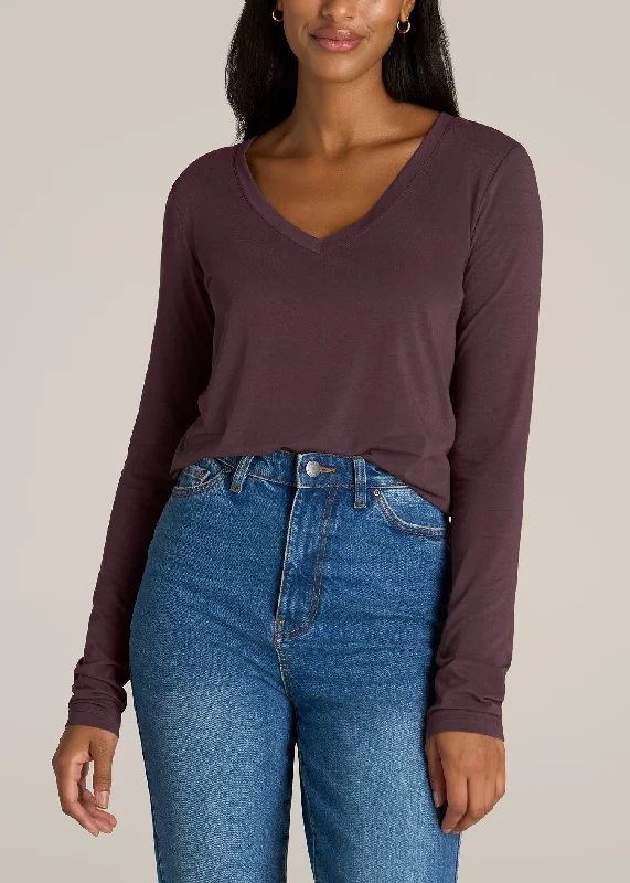 Long Sleeve Scoop V-Neck Tee Shirt for Tall Women in Merlot