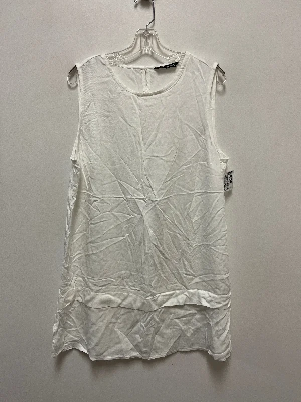 Tunic Sleeveless By Clothes Mentor In White, Size: Xl