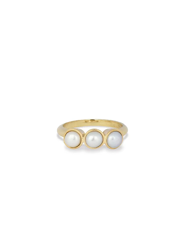 Tres Pearl Ring