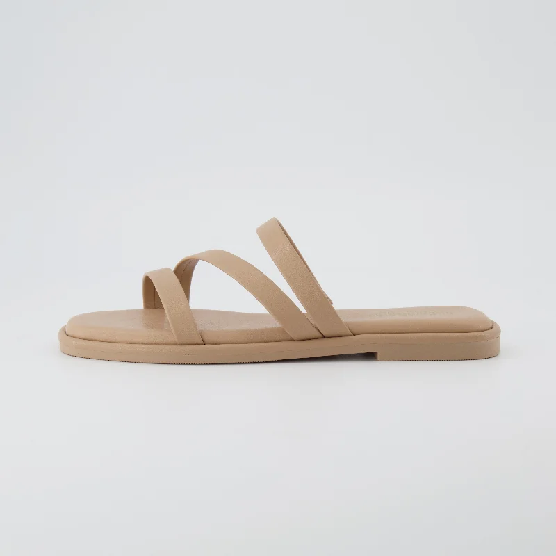 Treat Slide Sandal