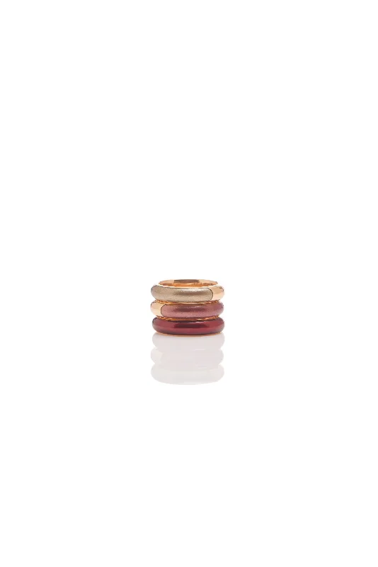 Vitreous Red Enamel & 18K Gold Ring