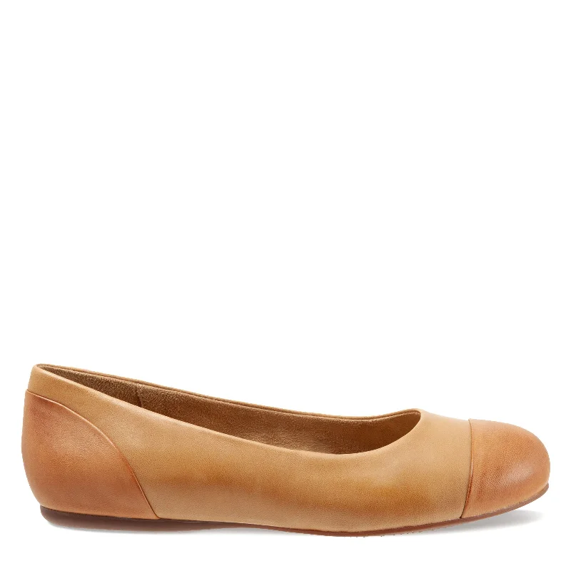 Women's Soft Walk, Sonoma Cap Toe Flat