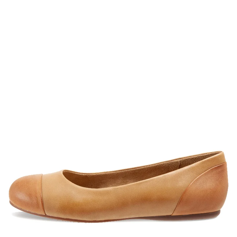 Women's Soft Walk, Sonoma Cap Toe Flat