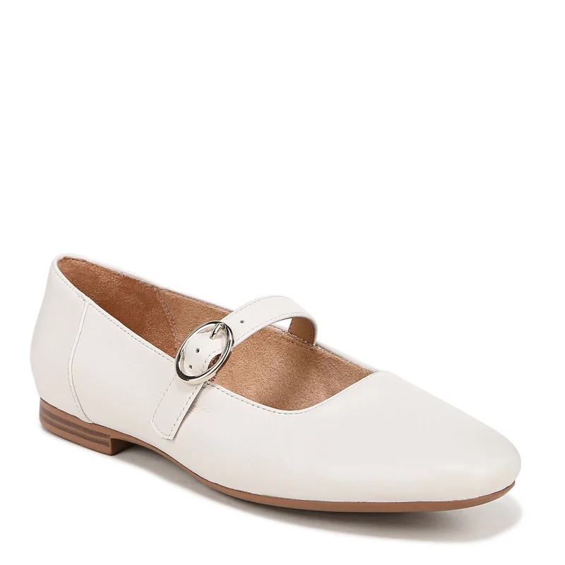 Women's Naturalizer, Kelly Flat