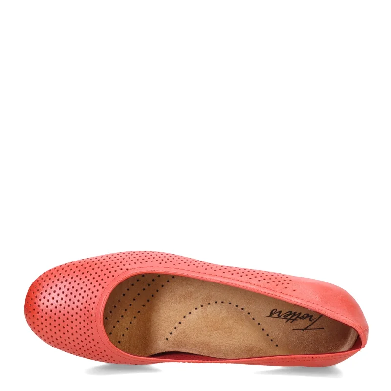 Women's Trotters, Darcey Flat